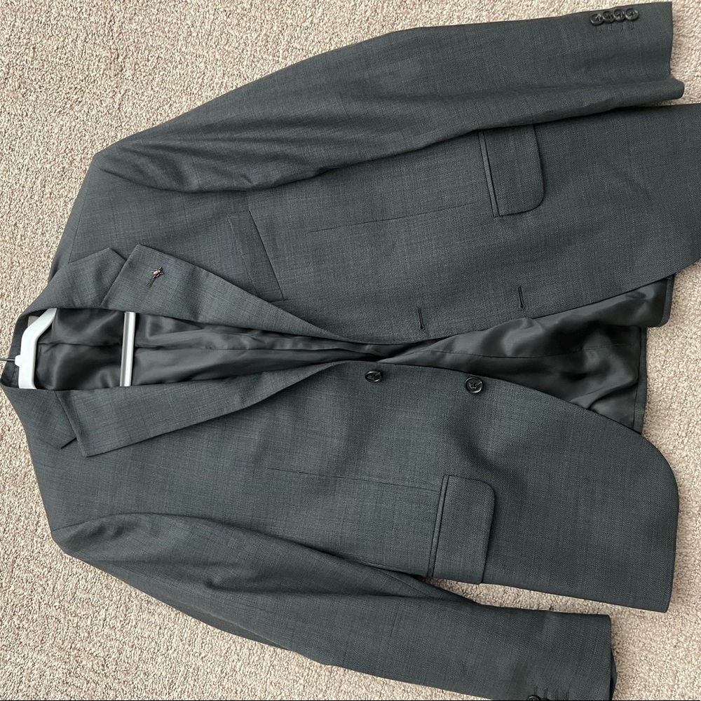 Corneliani mens suit; gray color; size M; never worn; new with tags IT 48